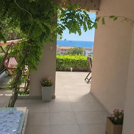 Villa Alkion Sea View, Olive Tree Garden & Spacious Terrace *